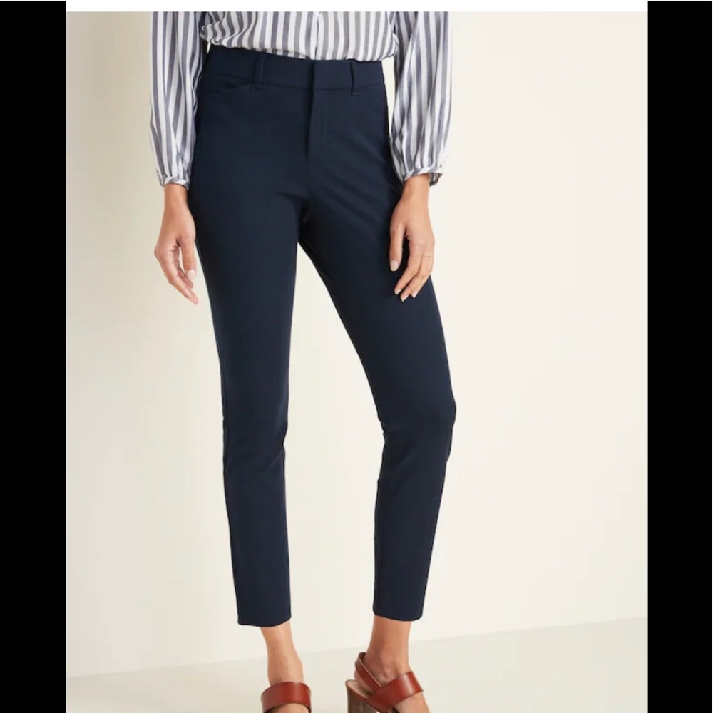 NWT Old Navy Pixie pant